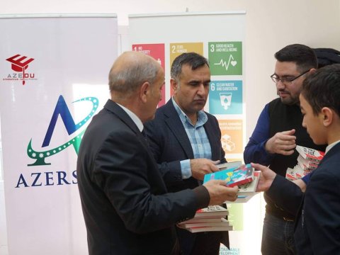 AzEdu.az  və müəllifin dağlara apardığı kitab sovqatı – Şagird sevincinin videosu  