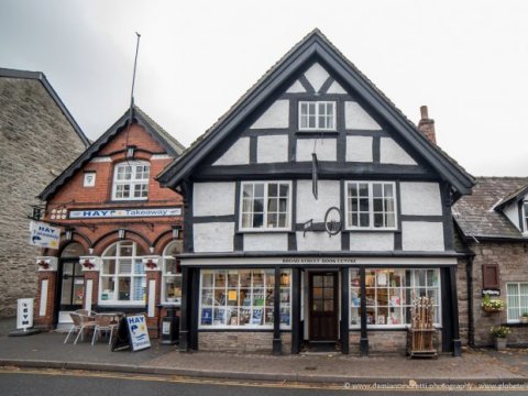 Dünyanın ilk kitab qəsəbəsi - FOTOLAR