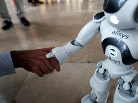 Gələcəkdə insanlar maşınlarla necə rəqabət aparacaq?