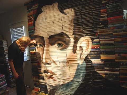 Heyrətamiz heykəl və divar rəsmləri hazırlayan bukinist – “Köhnə kitablara yeni həyat verirəm”