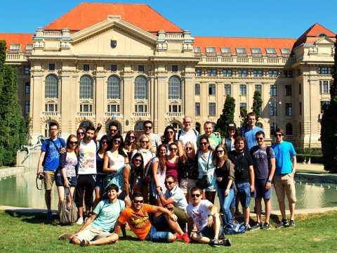 Macarıstanda təhsil almaq istəyənlərin nəzərinə! - Bu xərclərinizi dövlət qarşılayacaq