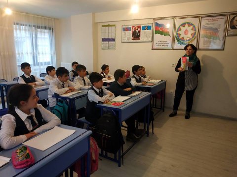 “Son vəsaitim qalana qədər bu məktəbi yaşadacağam” - Şərqiyyə Məmmədova