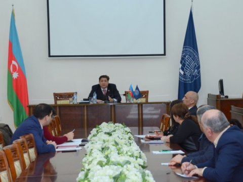 UNEC-də elmi tədqiqatların prioritetləri müzakirə edildi