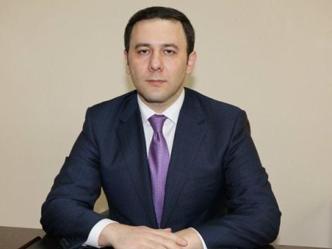Dövlət qulluqçularının maaşı özəl sektorda çalışanların məvacibi ilə eyni olacaq - Nazir müavini