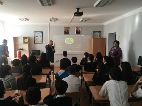 Məktəblilər yanğın təhlükəsizliyi ilə bağlı bilgiləndirildi