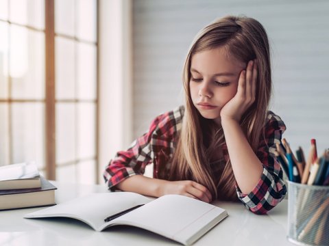 Uşaqları dərs oxumaqdan uzaqlaşdırmayın! - tez-tez fasilə edin