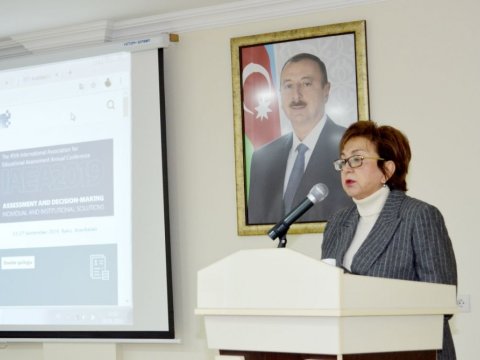 Məleykə Abbaszadə Şirvanda regional seminar keçirdi  