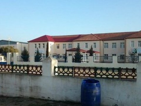 Pirallahıdakı müəllimlərin məktəbdə “girov qalmaları”na AYDINLIQ GƏTİRİLDİ      