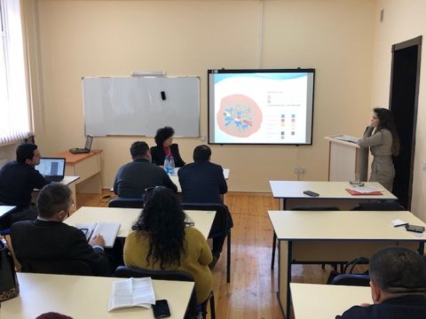 İtaliyalı professor Gəncə Dövlət Universitetində ustad dərsləri keçib
