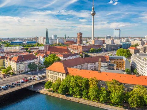 Almaniyada oxumaq istəyənlər üçün əla şans - Sərfəli Proqram