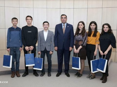 Bakı Ali Neft Məktəbinin tələbələri İspaniyada təhsil alacaq    