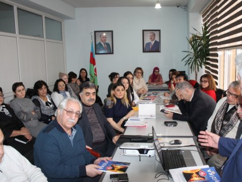 Dövlət İmtahan Mərkəzi müəllimlər üçün elmi-metodik seminarlar təşkil edib