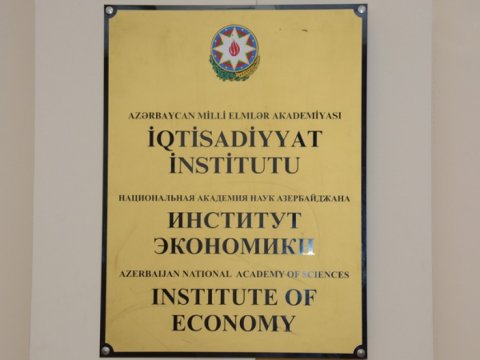 Gənc tədqiqatçı fərdi təqaüd alacaq  
