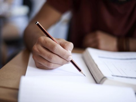 Bu gün magistraturaya qəbul üçün sınaq imtahanı keçirilir