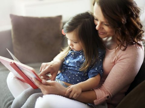 Məktəbəqədər yaşlı uşaqlara  kitab oxumağın faydaları