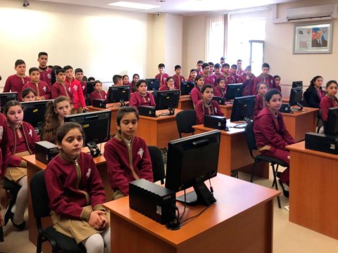 “Rəqəmsal bacarıqlar” layihəsinə daha bir məktəb qoşuldu  