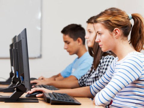 Abituriyentlərin nəzərinə: Onlayn sınaq imtahanları keçiriləcək    