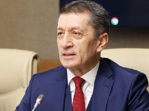 Təhsil nazirindən məzunlarla bağlı həyəcan siqnalı:  