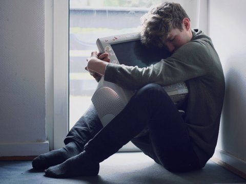 Virtual oyunlar şagirdlərə necə təsir edir? - Psixiatrdan SOS 