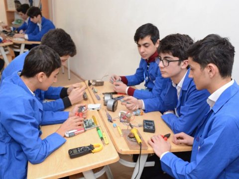Bakı Dövlət Peşə Təhsil Mərkəzi məzunlarının 70 faizindən çoxu işlə təmin olunub