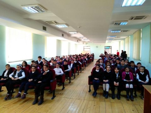 “Sağlam məktəbli” layihəsi çərçivəsində növbəti maarifləndirmə tədbirləri Şəki və Şamaxıda keçirilib