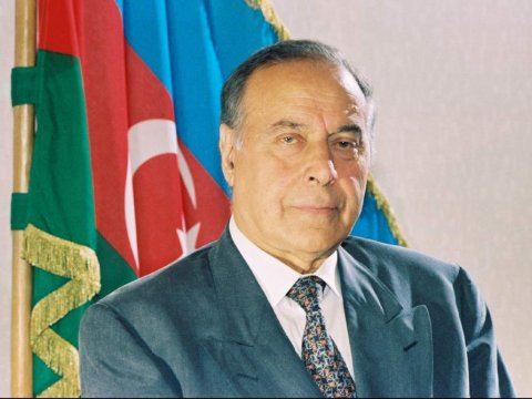 İlahiyyat İnstitutu Heydər Əliyev təqaüdü təsis etdi