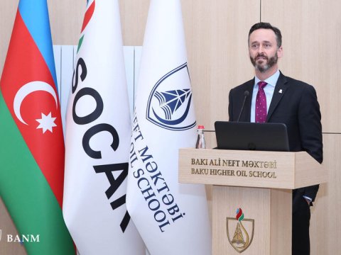 IADC-nin prezidenti Bakı Ali Neft Məktəbində    