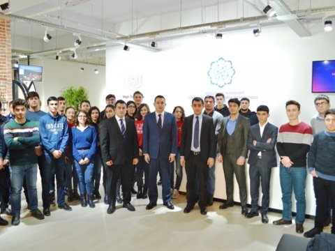 UNEC-in tələbələri Yüksək Texnologiyalar Parkında  