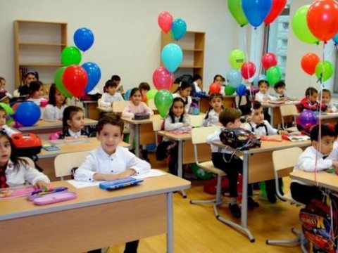 Valideynlər niyə çaşqın qalıb? -I siniflərə şagird qəbulu nə zaman başlanır?- RƏSMİ