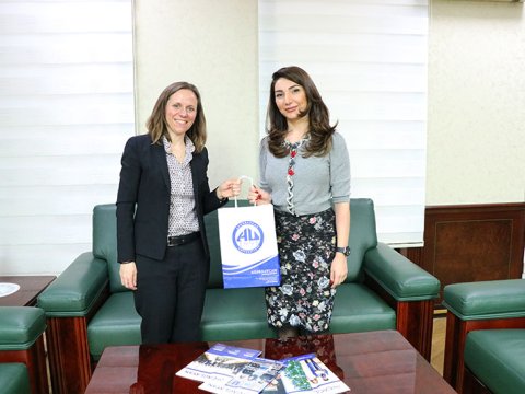 Almaniyalı professor Azərbaycan Universitetində mühazirə oxuyacaq  
