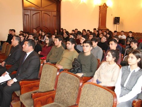 Bu universitetdə tələbələr 200 manat təqaüd alır