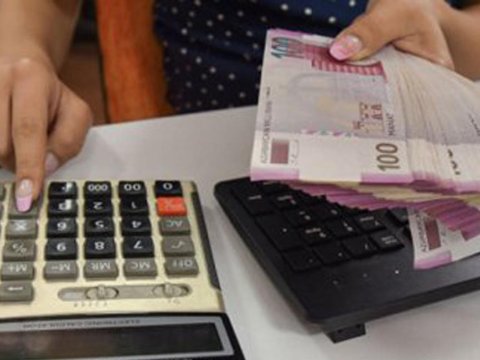 Bu universitetdə maaşlar artdı
