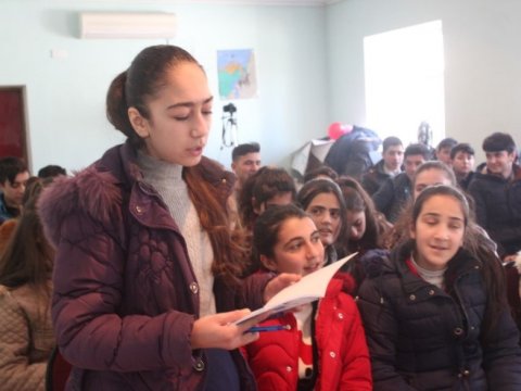 UNEC-in tələbəsi Qubanın Püstəqasım kənd məktəbində təlimlər keçib
