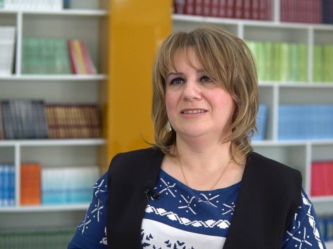 Burada rektorun göstərişi ilə tələbələrə gecə saat 2-də bulka paylanılır – Unikal kitabxanadan reportaj - Video  