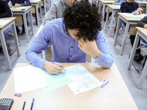 Qəbul imtahanlarında iştirak üçün tələb olunan ödənişlər - 40, 80 Azn..