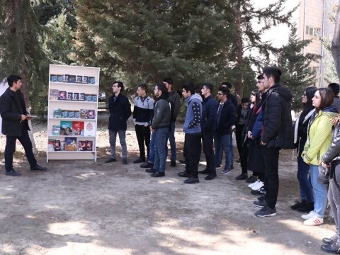 Azərbaycanda bir ilk: Parkda kitabxana yaradıldı
