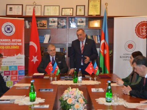 İki rektor əməkdaşlıq haqqında protokol imzaladı