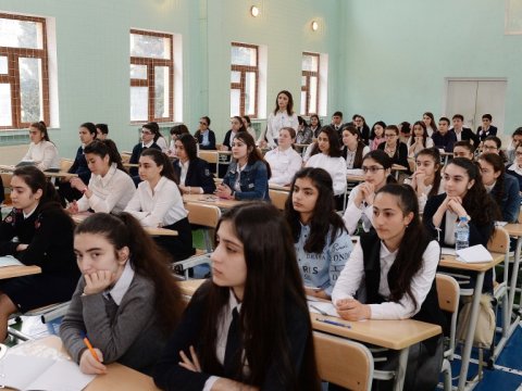 “Ədəbiyyat biliciləri” müsabiqəsinin ölkə mərhələsində 125 şagird iştirak etdi