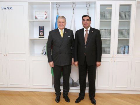 İstanbul Aydın Universitetinin rəhbəri Bakı Ali Neft Məktəbində    