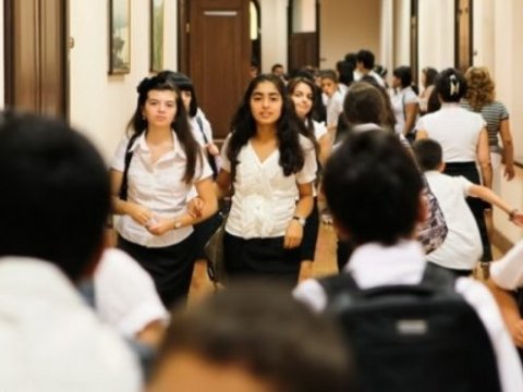 “Bəzi valideynlər günah şagirddə olanda da müəllimdən şikayətlənirlər” – Məktəblərdəki ciddi problem   