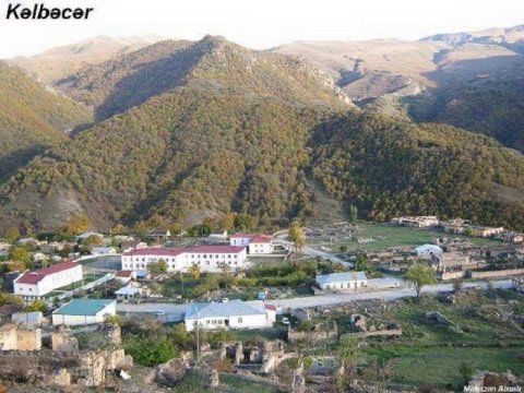 “Vaqona sığınan məktəbin dəlmə-deşiklərini sementlə qapayırıq, çox soyuq olur” – Kəlbəcərin didərgin məktəbləri  