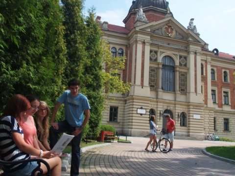 Polşa universitetinə imtahansız qəbul imkanı – Əla şans  
