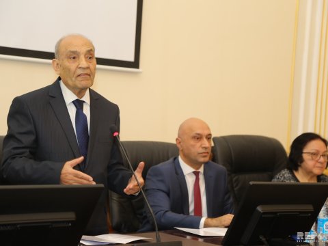 Ədəbi dilin normalarına riayət etməyənlərin cərimələnməsi təklif olunur