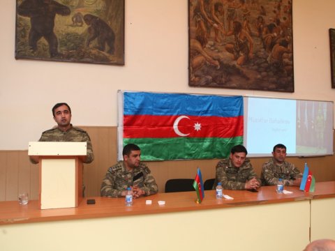 Bakı Dövlət Universitetində Aprel şəhidləri anıldı