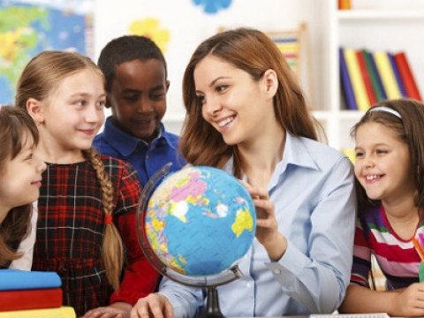 Şagirdlərlə qrup halında işin inanılmaz üstünlükləri – Müəllimlər üçün beynəlxalq tövsiyələr  