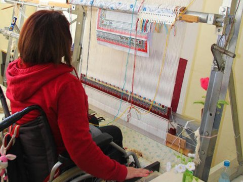 Bir sıra müəssisələrin adlarında \