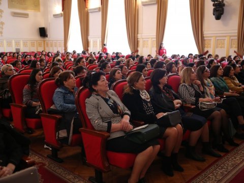 Sağlam nəslin formalaşmasında məktəb-ailə əməkdaşlığı təkmilləşdirilir  