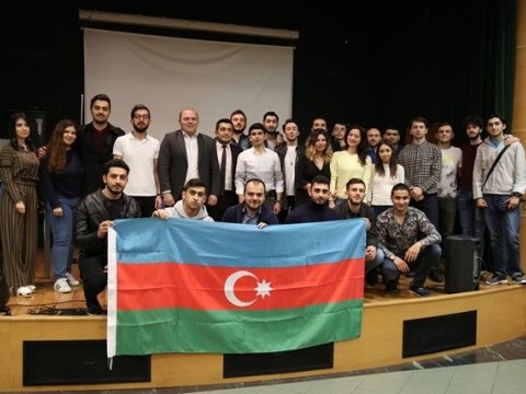 İtaliyada təhsil alan azərbaycanlı tələbələrlə görüş Keçirilib - FOTOLAR