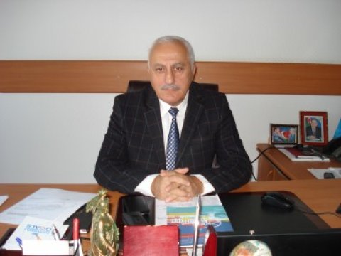 BDU rektoru daha bir müşavirini işdən çıxardı