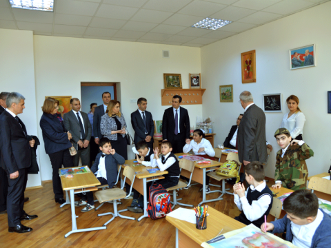 Türkiyəli qonaqlar xüsusi məktəbdə olub